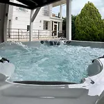 Koi Balatonalmádi